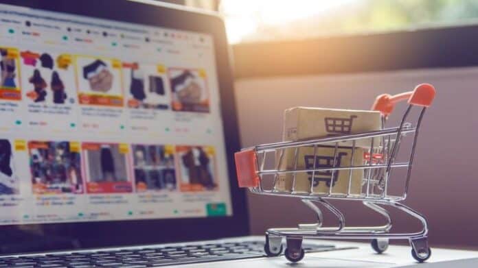 Tricks Every User Should Use To Get Good Discounts While Shopping Online