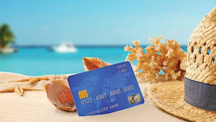 Planning Summer Vacations? Top 5 Travel Credit Cards That Will Save You A lot of Money