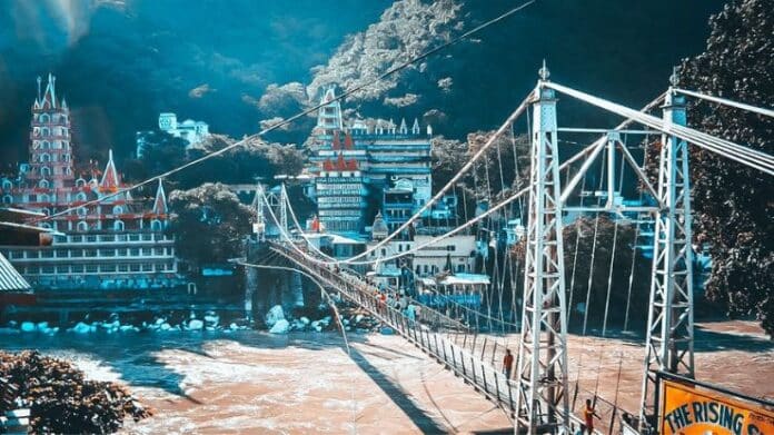 5 Tourist Hotspots You Can't Miss in Rishikesh; know the specialty!