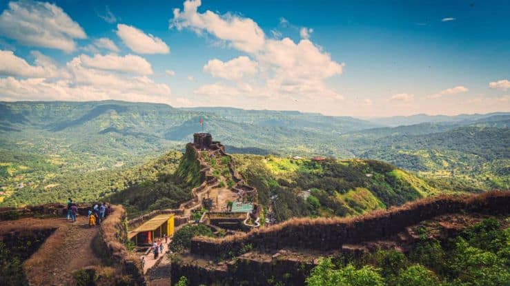 Top 10 Tourist Places Near Mahabaleshwar That Definitely Deserves Your Attention