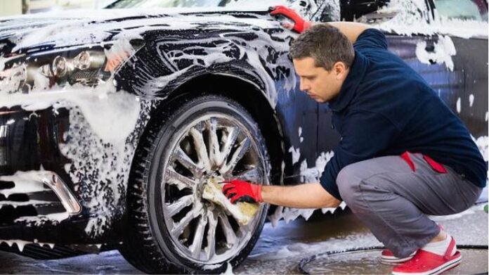 Washing Your Car? Protect These Parts from Water Damage, Otherwise You Will Have to Bear Heavy Loss