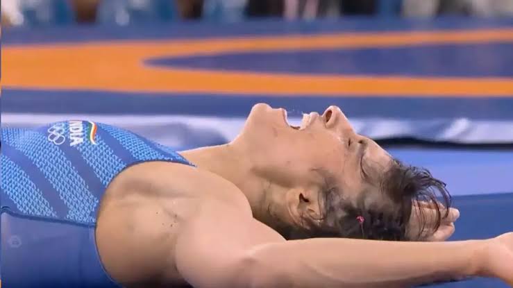 Heartbreak for India! Vinesh Phogat Disqualified for Just 100 Grams in Olympics