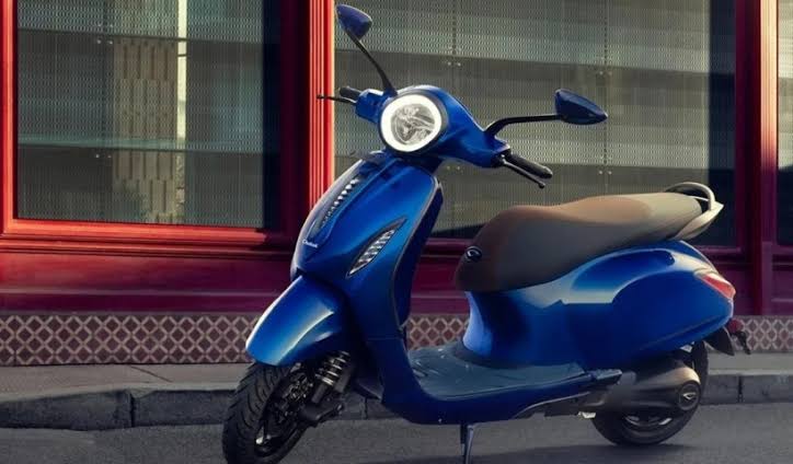 Bajaj to Launch Chetak 2903 Electric Scooter- Expected Features & Price