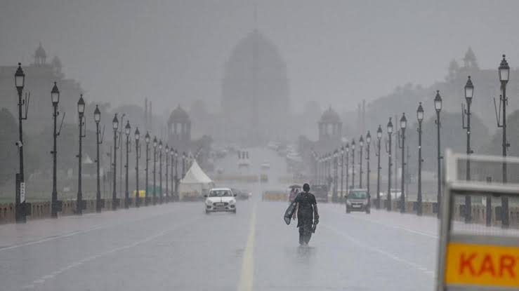 Orange Alert Issued for Dense Fog in Delhi, Temperature to Drop and Cold to Increase; IMD Reveals Reason for Sudden Weather Change