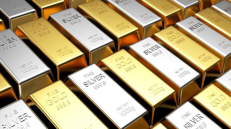 Significant Drop in Gold and Silver Prices: Weekly Overview of the Bullion Market