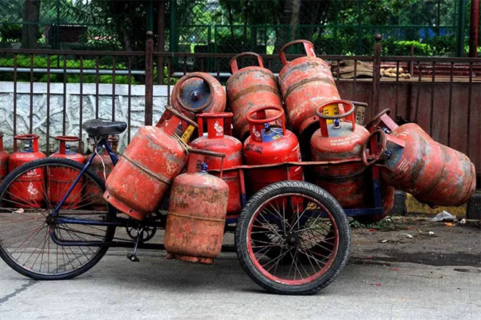 From LPG Price to Fixed Deposit; These Are the Key Changes Effective from January 1 That Will Affect Middle Class in India