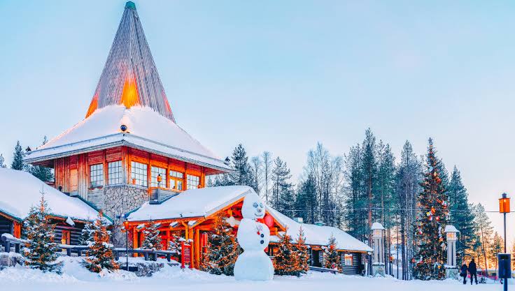 10 Best Christmas Holiday Destinations around the World