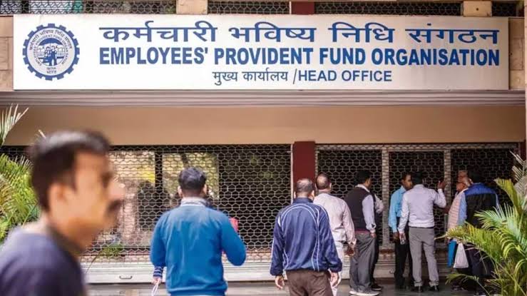 EPFO: Withdraw PF Money via PhonePe and Paytm, ATM Withdrawals Also Possible – When Will This Facility Start?