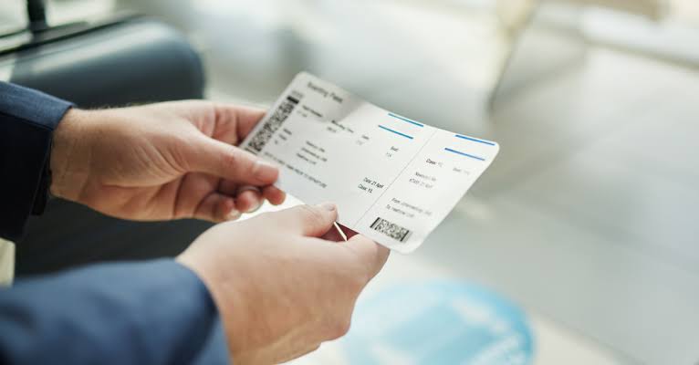 Flight Ticket Rules: Till What Age is a Flight Ticket Required for Children? Know the Important Details